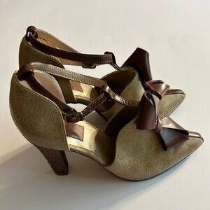 Joyfolie Gold and Brown Heels